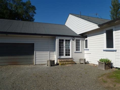 Rent to buy cabins manawatu  "A great location and super cute place to stay when visiting the Tongariro National Park" Zinky Base - Cabins for Rent in National Park, Manawatu-Wanganui, New Zealand - AirbnbClick through to explore your options for rentals, families and more! Skip to content