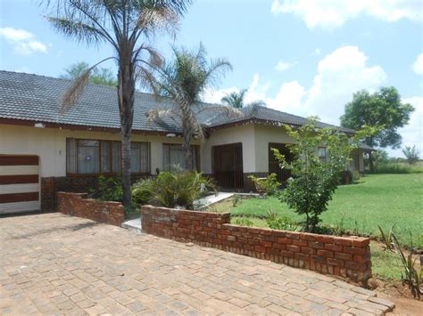 Repossessed house for sale from r50 000 in pretoria Property and Houses for sale in priced from 100k and up 