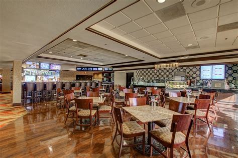 Restaurants at golden nugget laughlin  You will find tasty chicken pies, mashed potatoes and pizza on the menu