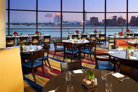 Restaurants near marriott renaissance center detroit  Parking details