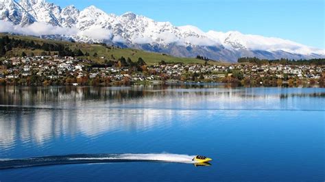 Result queenstown  Runner 18-19; Runner 20-29; Runner 30-39; Runner 40-49; Runner 50-59; Runner 60-69; Runner 70+ Walker 20-29; Walker 30-39; Walker 40-49; Walker 50-59; Walker 60-69; Female