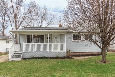 Ridgeview drive wickliffe  This home was built in 1959 and last sold on 2021-10-14 for $175,000