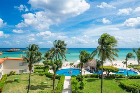 Riu playacar monarc  Popular attractions Xcaret Eco Theme Park and Quinta Avenida are located nearby