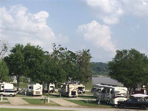 River view rv park vidalia la  A world-class casino resort, full-service spa, shops, Kids Quest Hourly Childcare and Cyber Quest Arcade, a 3-screen cinema, 7 dining choices, a championship golf course and live