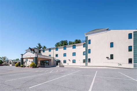 Rodeway inn charles town wv Book Rodeway Inn & Suites, Charles Town on Tripadvisor: See 186 traveller reviews, 90 candid photos, and great deals for Rodeway Inn & Suites, ranked #3 of 6 hotels in Charles Town and rated 4 of 5 at Tripadvisor