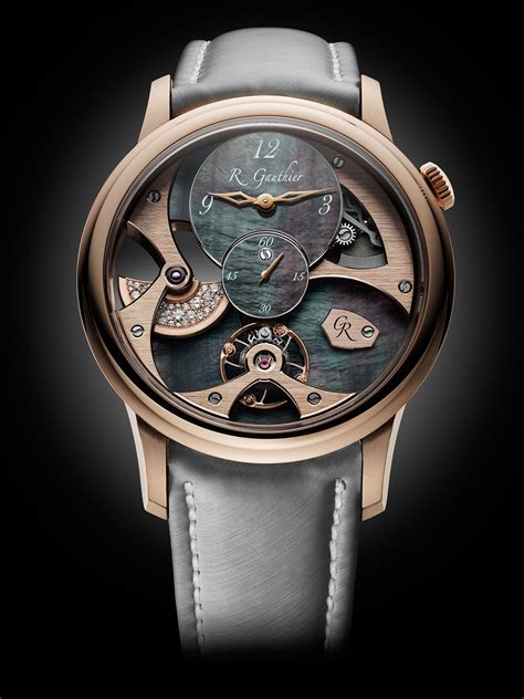 Romain gauthier belgium  As a tribute to the city that has given him so much, Romain has created the unique piece ‘Logical One Secret Kakau Höfke’ by harnessing the talents of Brazilian artist Kakau Höfke and the stone