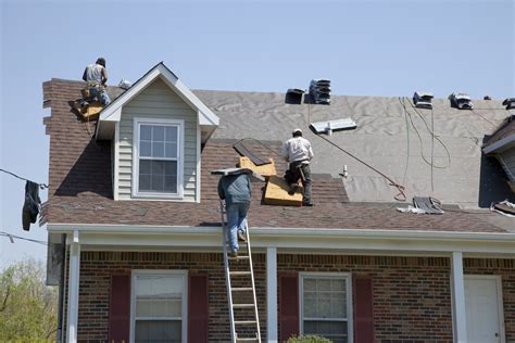 Roofer 62278  Premium Roof Services, Inc