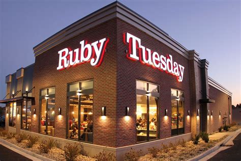 Ruby tuesday tyrone mall  It's expensive, and the food sucks