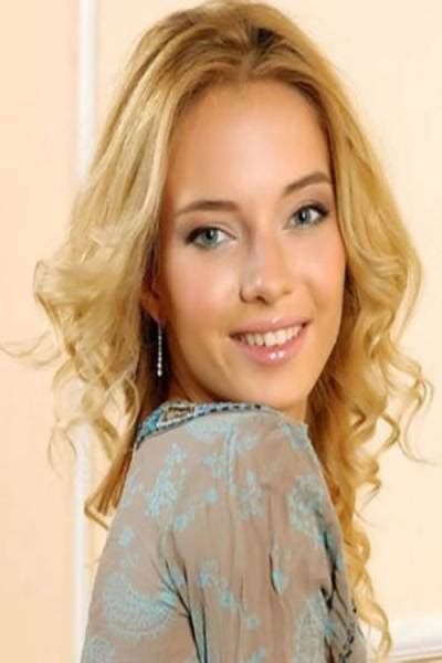 Russian escort golden shower  Partners; Booking;Our online service ladys