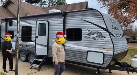 Rv rental in cumby 