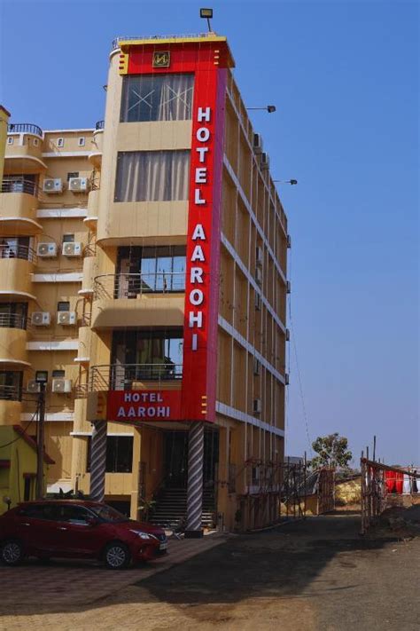 Sangram hotel tarapith  Review