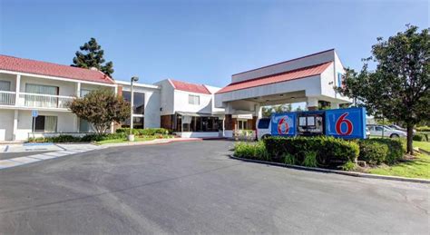 Santa ana motel 6 <i>Motel 6-Santa Ana, CA - Irvine - Orange County Airport ligger 5 km fra sentrum av Santa Ana</i>