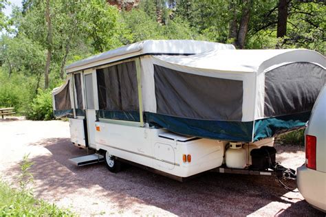 Santa clarita pop up camper rental 1999 Coleman Santa-Fe Pop-Up Trailer