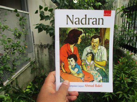 Sasaruaan dongeng jeung carpon  novel memiliki alur lebih rumit, sedаngkan dalаm cerpen, akhir ceritanya