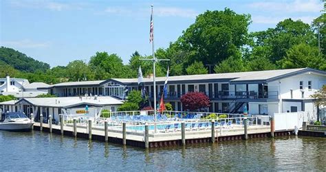 Saugatuck vacation rentals by owner  Boat Rentals
