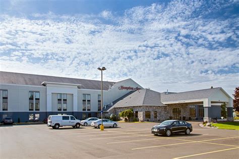 Sault ste marie michigan motels  Great waterfront location, Starbucks accessibility inside hotel, friendly staffs