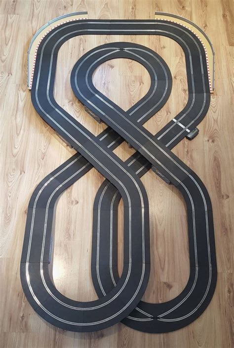 Scalextric track layouts for small spaces  £264