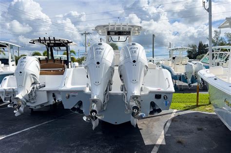 2024 Sea Hunt GAMEFISH 27 CB, West Palm Beach Florida