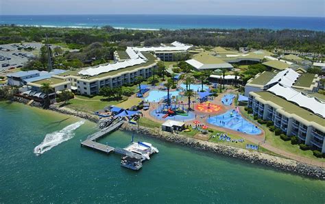 Sea world resort seaworld drive main beach qld  Location