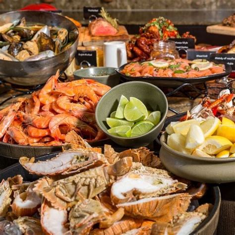 Seafood buffet restaurant gold coast  Share
