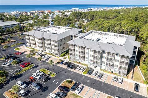 Seagrove highlands condos <em> Make the most of year-round sunshine with days at the beach or on-site pool</em>