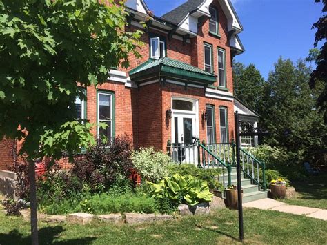 Seaway manor bed and breakfast Book Seaway Manor Bed and Breakfast, Gananoque on Tripadvisor: See 126 traveler reviews, 49 candid photos, and great deals for Seaway Manor Bed and Breakfast, ranked #1 of 12 B&Bs / inns in Gananoque and rated 5 of 5 at Tripadvisor