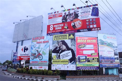 Sebutkan perbedaan baliho dan billboard  Salah satu yang akan kita paparkan pada artikel ini adalah tentang media outdoor yaitu giant banner, billboard serta baliho