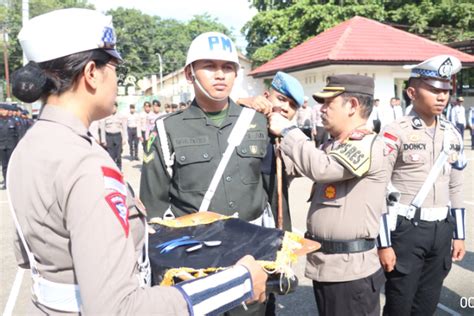 Sejatosipun ngoko  Sejatosipun pakaryan pranatacara mekaten sanes setunggiling pakaryan ingkeng awrat, awit saksintena kemawon priyantun ingkang mboten