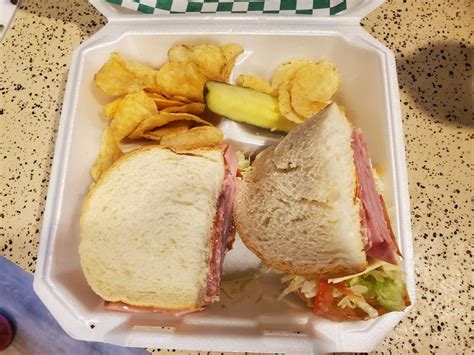 Shamus sandwiches spokane valley  I called in around the lunch rush to order 4 subs