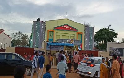 Shanmuga theatre andimadam show timings  3D