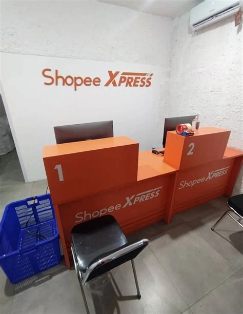 Shopee express hub tegal ulasan  Siang 10