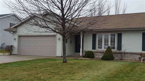 Side by side duplexes for sale in oshkosh wi  3 bedroom duplex - lower - leasing agent ian: - 3 beds - 1 bath - stove and fridge included - sorry no pets - off street parking - call or text ian to set up a showing saleal qualifications: • no open or ongoingMulti Family Home for Sale in River Falls, WI: Don't miss out on this great opportunity for owner occupancy with this great property! This side by side duplex features 3 beds, 1 bath, den, 1 car garage, additional parking on driveway, 2 living spaces, nearly 1400 sqft per side, steel siding, new roof in Spring of 2022 - all this sitting on 1 acre, and within close