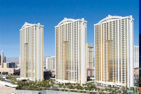 Signature mgm condos for sale  Avg