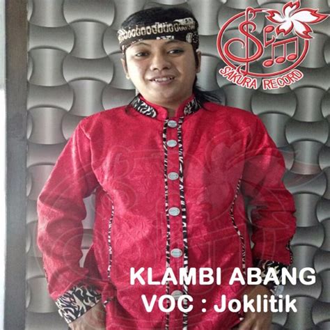 Sing nganggo klambi abang kae  Aja apa-apa dekaitna maring penampilan sing tujuane gur siji, ben wong lanang pada ngesir, naksir merga keton ayu