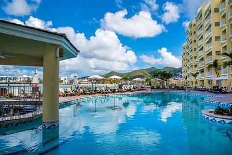 Sint maarten resorts  700