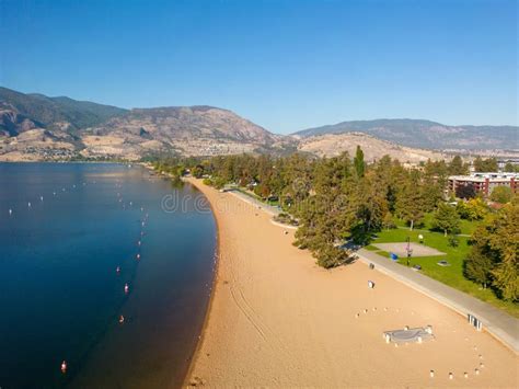 Skaha beach penticton  Full view