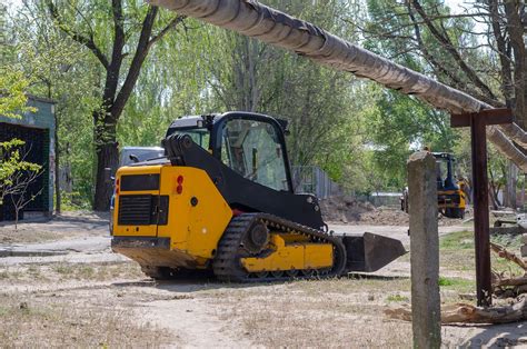 Skid steer rental fort myers  If you only use it for a few days, it is better to rent than to buy