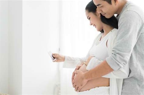 Smoothing saat hamil alodokter  Jan 18, 2023 ·   Asam folat merupakan nutrisi yang penting bagi ibu hamil