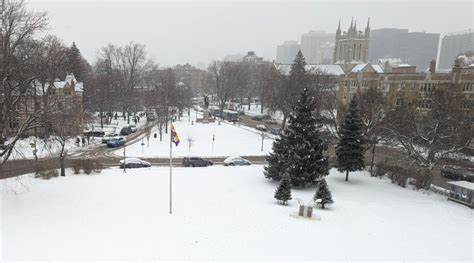 Snow melting westmount  In some watersheds it is part of the annual hydrologic cycle that snowfall accumulates in a snowpack