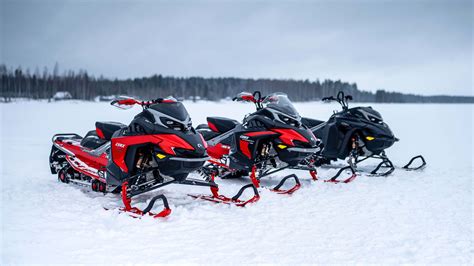 2024 Snowmobiles and sleds - Lynx