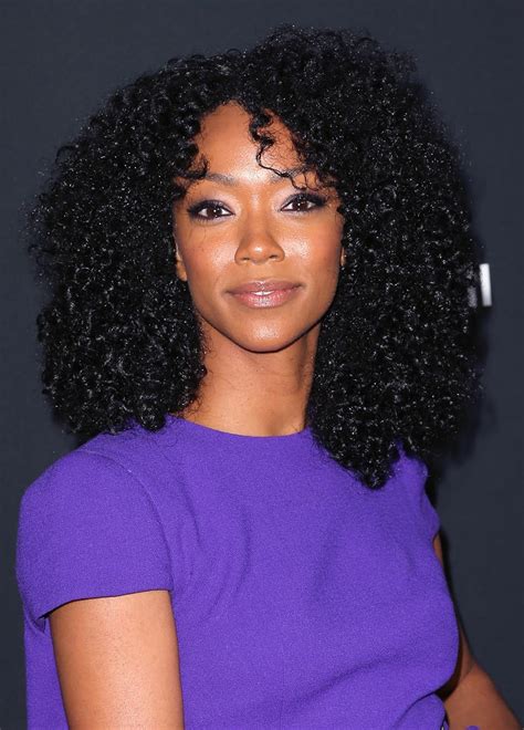 Sonequa martin-green gossip girl  In 2012, she was cast in a recurring role on The Walking Dead as Sasha, the sister of Tyreese ( Chad Coleman ), an original character, exclusive to the television series