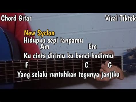 Sosok seperti dirimu cinta chord  C G/B Am temukan wanita rupawan yang sadarkan Dm G dia seorang tiada lain tiada bukan