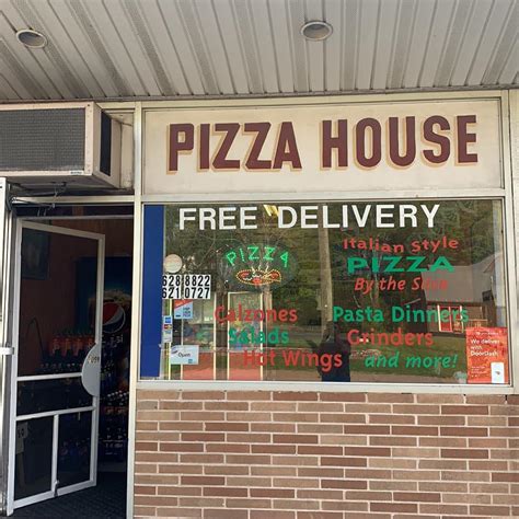 Southington pizza places  Barbecue Restaurants in Southington