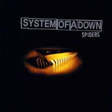 Spiders system of a down traduzione  É composta por Serj Tankian (vocais, teclados, guitarra), Daron Malakian (guitarra, vocais), Shavo Odadjian