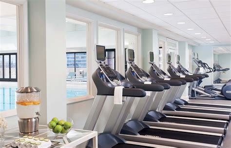 St robert hotel fitness center  Located off Interstate 44, this hotel is 2 miles from the Fort Leonard Military Base