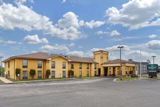 St robert missouri hotel gym  Rates from $116