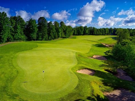 Stay and play golf packages michigan  2002 Bondsteel Drive