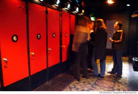 2024 Str8 guys lured into adult video booths