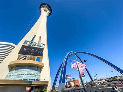 Stratosphere tower parking  to Stratosphere is about 1 mile