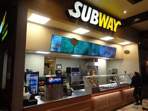 Subway mandalay bay  7:00 AM - 1:00 PM